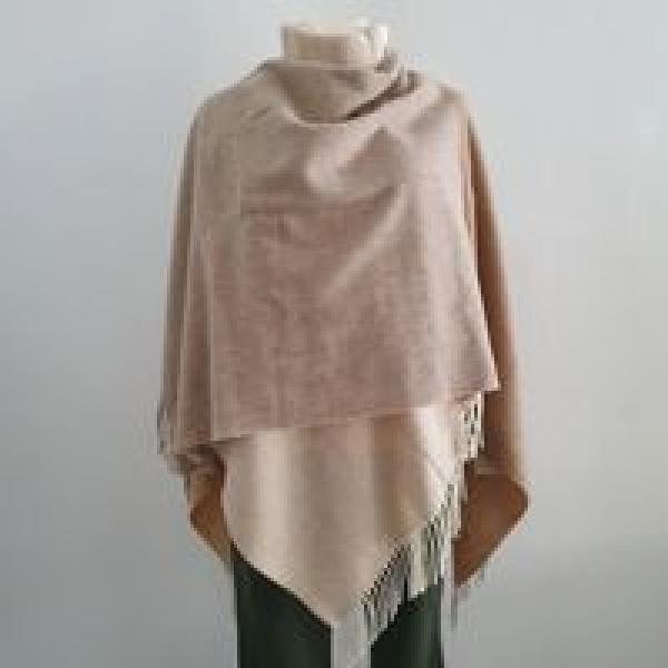 Poncho / Cape mit Kaschmir in Beige